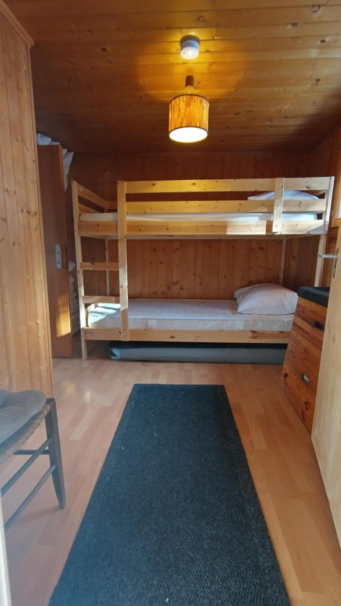 Petit Chalet Rustique Et Bucolique Bovernier Luaran gambar