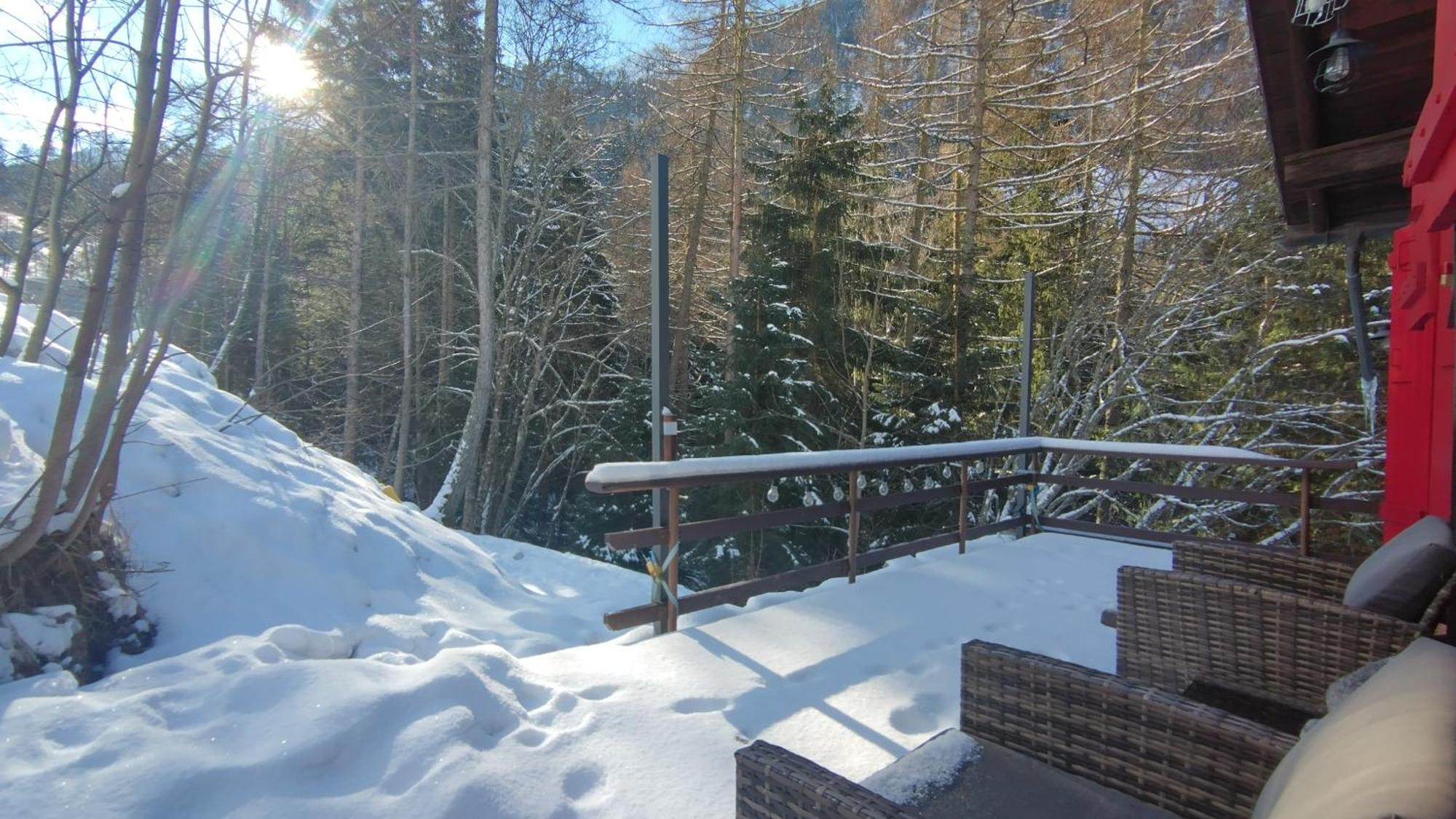 Petit Chalet Rustique Et Bucolique Bovernier Luaran gambar