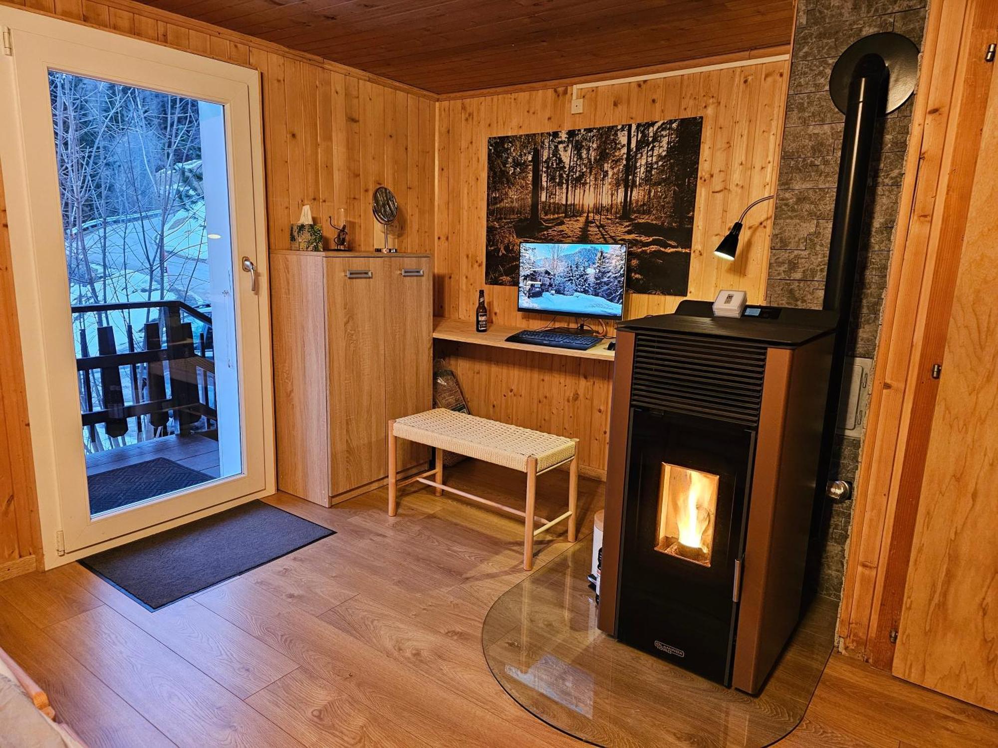 Petit Chalet Rustique Et Bucolique Bovernier Luaran gambar