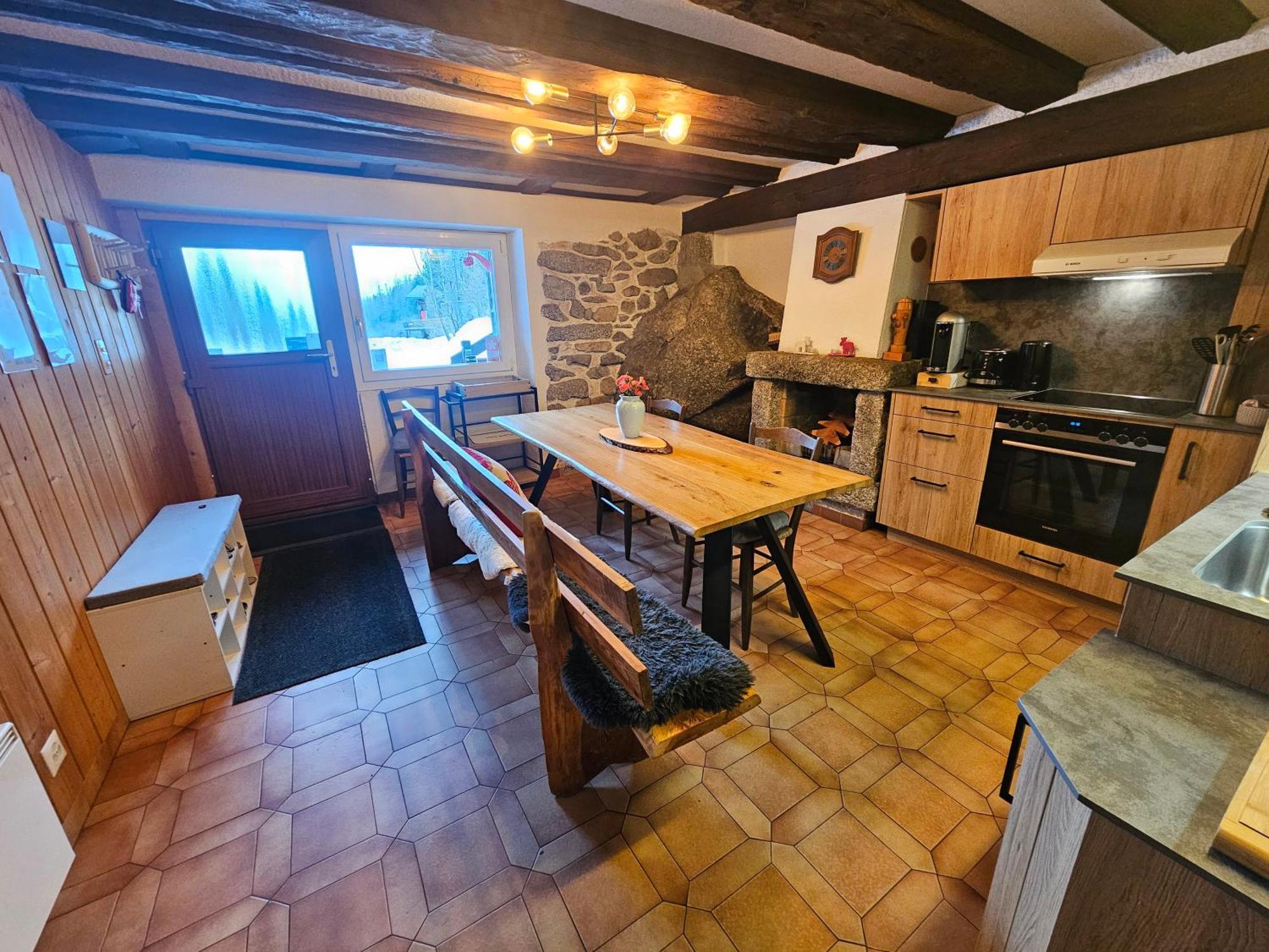 Petit Chalet Rustique Et Bucolique Bovernier Luaran gambar
